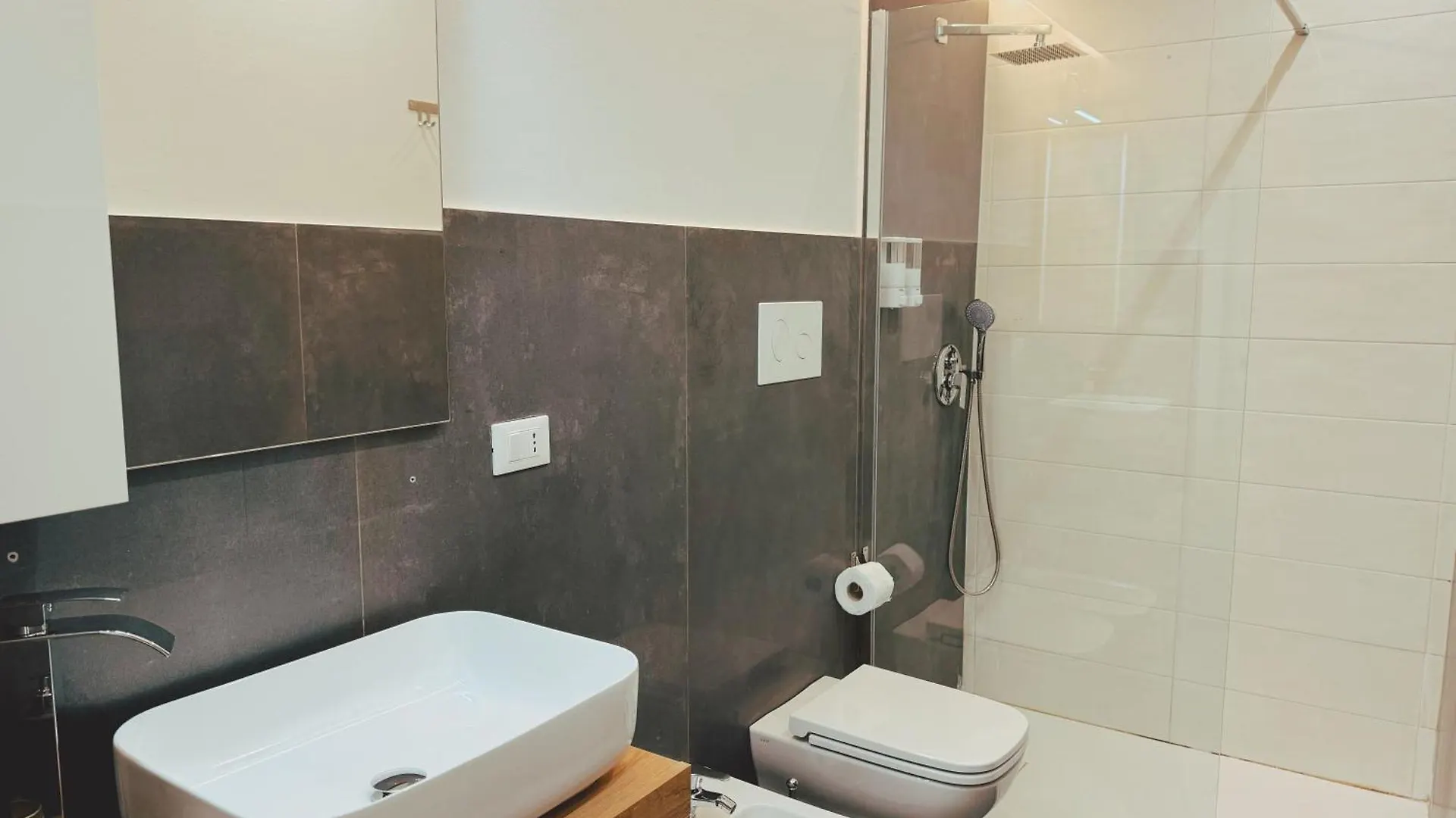 فندق مبيت وإفطار Candalu - Palermo Suite إيطاليا